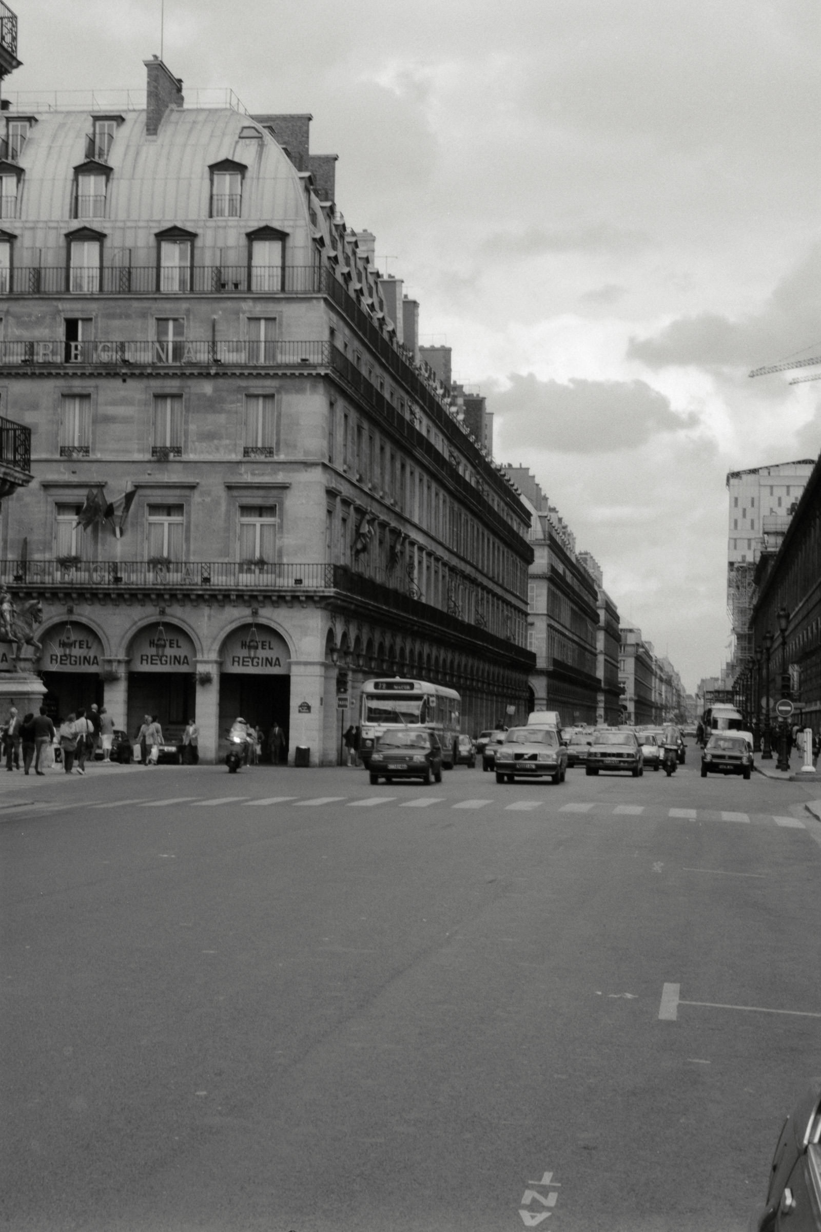 AHP F1990 09 003 sc250506 img25 NLP